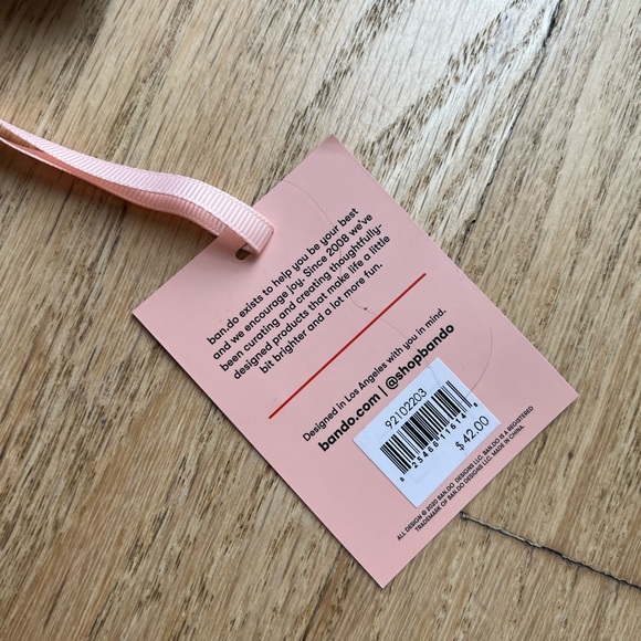 Bando Karaoke Bar Retro Tee - Picture 5 of 7